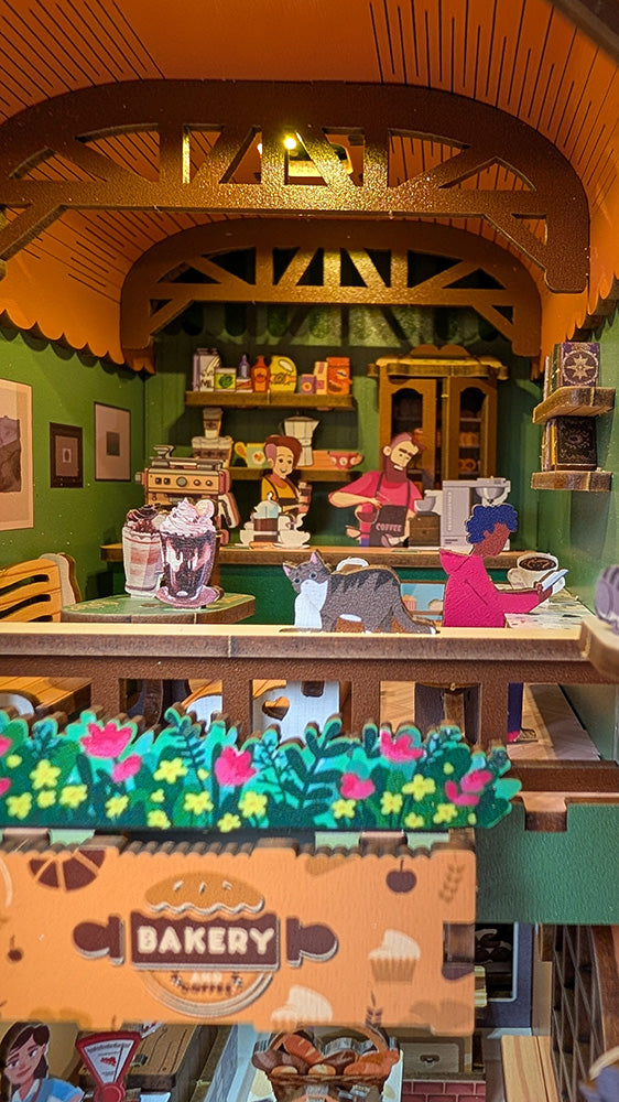 Książkowy Zakątek - Book Nook ze światełkiem Kawiarnia