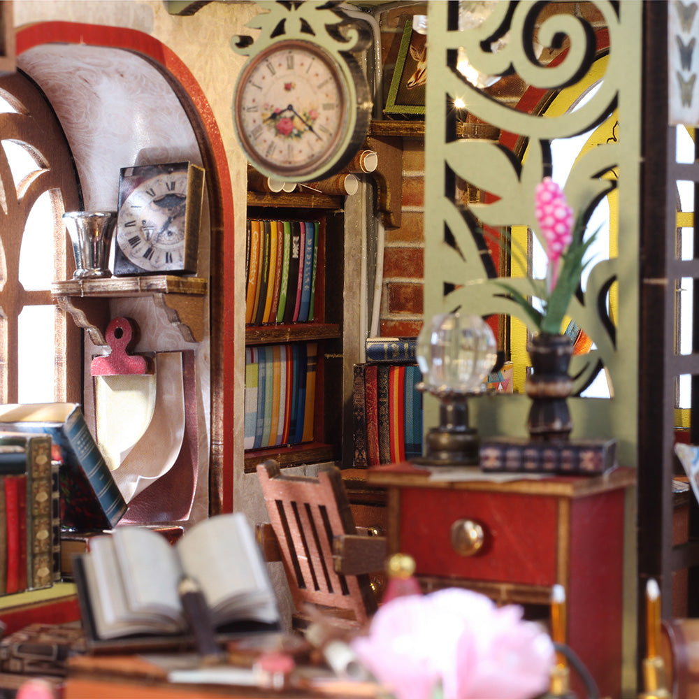 Drewniana miniaturowa biblioteka – 139 elementów