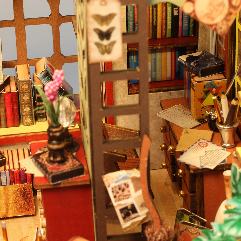 Drewniana miniaturowa biblioteka – 139 elementów