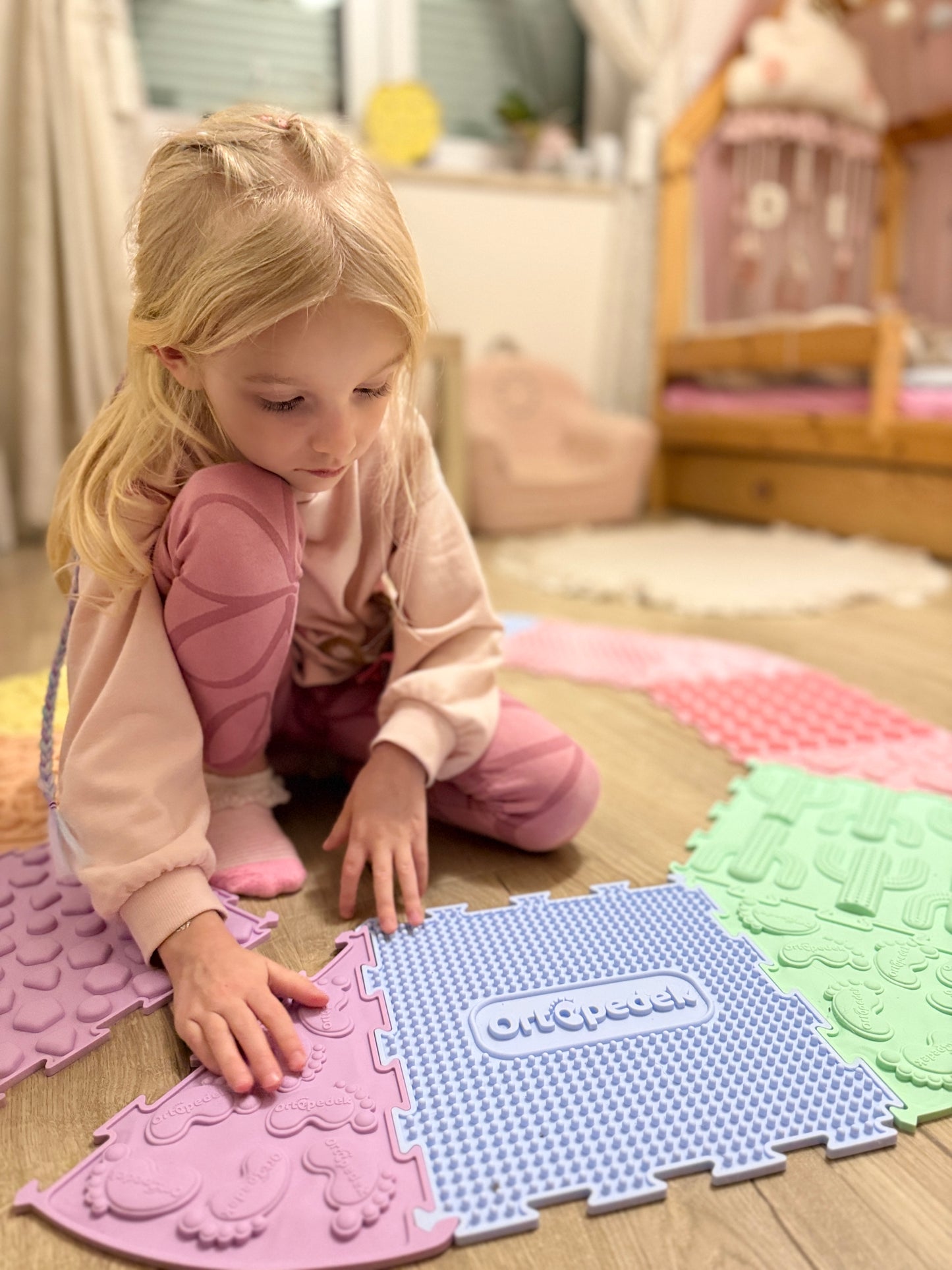 ORTOPEDEK Zestaw mat sensorycznych - 16 elementów